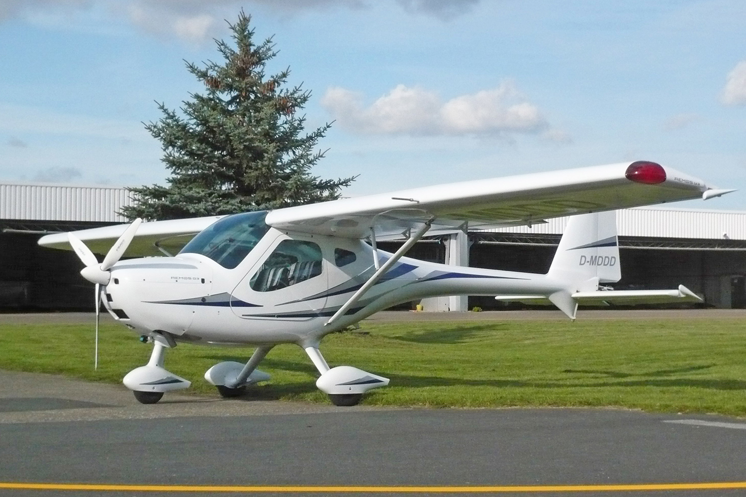 SPL(A) Ultraleichtlizenz (Sport Pilot Licence) SPL(A) Ultraleichtlizenz (Sport Pilot Licence)